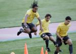 03-08-2008 VOETBAL:TRAINING BRAZILIE:SHENYANG
(NETHERLANDS ONLY)
Ronaldinho

Foto: CSPA
