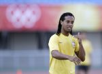 03-08-2008 VOETBAL:TRAINING BRAZILIE:SHENYANG
(NETHERLANDS ONLY)
Ronaldinho

Foto: CSPA