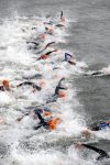 29-08-2010 TRIATHLON:ITU PREMIUM EUROPEAN  CUP ELITE:ALMERE
start zwemmen

Foto:Soenar Chamid
