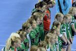 13-05-2010: Handbal: TA VOC-Huyser EO
Topsportcentrum Almere, VOC - E en O 27-23
Minuut stilte voor de wedstrijd voor de slachtoffers van de vliegramp in Libie

Foto: Henk Seppen