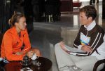 04-09-2010 : HOCKEY : BDO FIH WORLD CUP HOCKEY WOMEN 2010 : PERSMOMENT NEDERLANDS ELFTAL : ROSARIO (ARGENTINIE)
Maartje Paumen geinterviewd door Ties Aben (Hockey.nl).
Foto : Ben Haeck