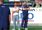 05-09-2010 : HOCKEY : BDO FIH WORLD CUP HOCKEY WOMEN 2010 : DUITSLAND - NEDERLAND : ROSARIO (ARGENTINIE)
Taco van den Honert (assistent trainer) en Martijn van Raamsdonk (fysiotherapeut).
Foto : Ben Haeck