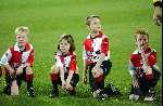 VOETBAL:UEFACUP:FEYENOORD-PSV:ROTTERDAM:21MAART2002-  jeugd, kinderen
Copyright; Soenar Chamid