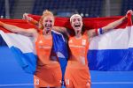 06-08-2021 HOCKEY: OLYMPISCHE SPELEN: FINALE NEDERLAND-ARGENTINIE: TOKYO JAPAN
Margot van Geffen and Eva de Goede, Netherlands Olympic Champion in womens Gold Medal Match Netherlands vs Argentina during Olympic Games on August 6. 2021 at the Oi Hockey Stadium in Tokyo, Japan
Photo by SCS/Soenar Chamid