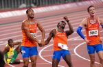 07-08-2021 ATLETIEK: OLYMPISCHE SPELEN: TOKYO JAPAN
Liemarvin Bonevacia (NED) , Terence Agard , Tony van Diepen (NED) and Ramsey Angela (NED) silver at 4x400 meter relay men during Olympic Games on August 7. 2021 at the Olympic Stadium in Tokyo, Japan
Photo by SCS/Soenar Chamid