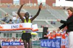 21-10-2007 ATLETIEK: ING MARATHON: AMSTERDAM
Emmanuel Mutai (KEN) wint de ING Marathon in 2.07:10

FOTO: KAREL DELVOYE