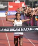 16-10-2022 ATLETIEK: TCS MARATHON VAN AMSTERDAM: AMSTERDAM
Almaz Ayana heeft bij haar debuut op de marathon het parcoursrecord in Amsterdam verbeterd. De 30-jarige Ethiopische kwam in het Olympisch Stadion over de finish in 2.17.21)
Photo by SCS/Margarita Bouma